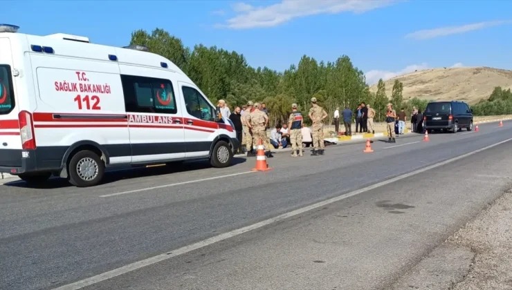 Erzincan’da minibüsün çarptığı bisiklet sürücüsü hayatını kaybetti